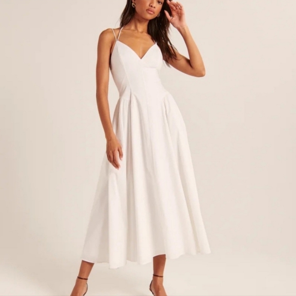 NWT Abercrombie & Fitch strappy plunge corset maxi dress in white